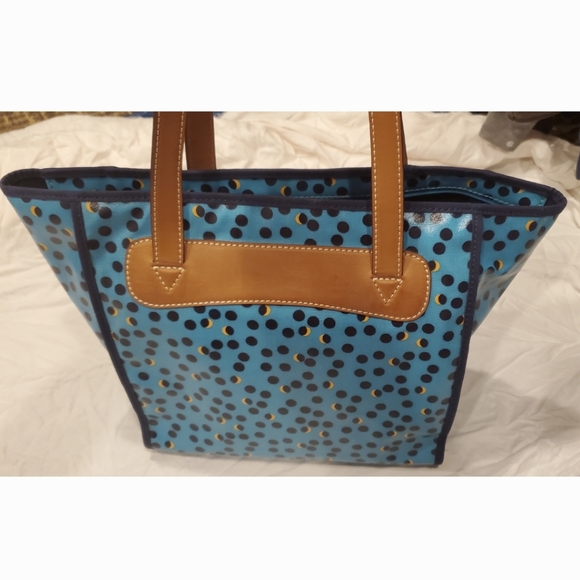 Fossil Polka Dot Tote - Picture 2 of 4